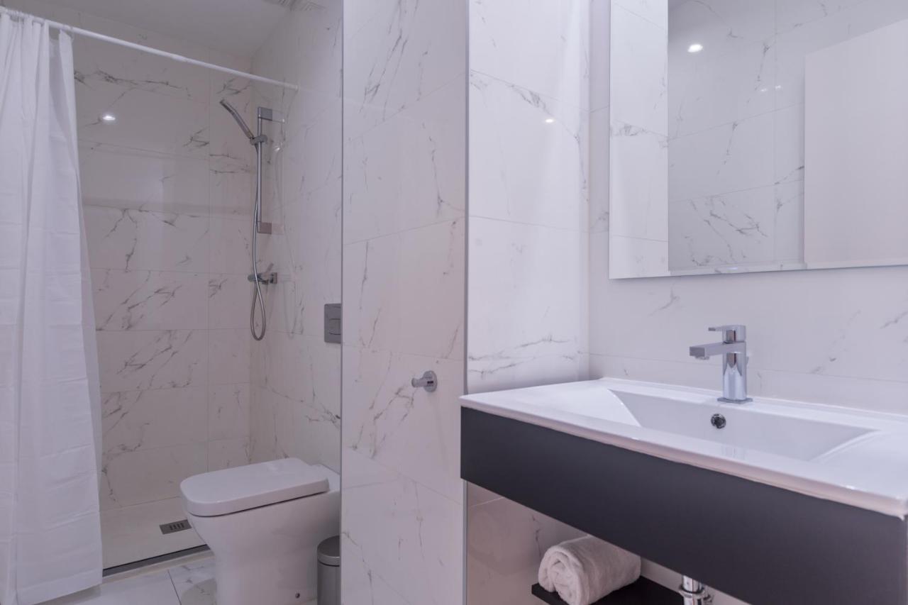 San Miguel, Luxury Apartments. Валенсия Екстериор снимка